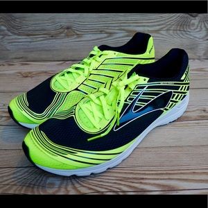 brooks asteria mens